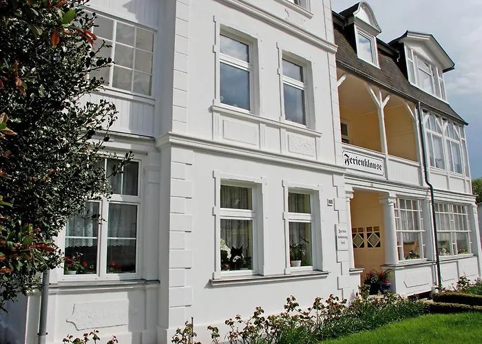 Ferienvilla Im Stil Der Baederarch アパート ゼリン